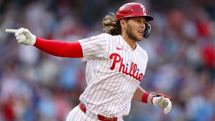 phillies vs nationals proves that only those who fight back deserve to win in this cutthroat league. - Slide 1