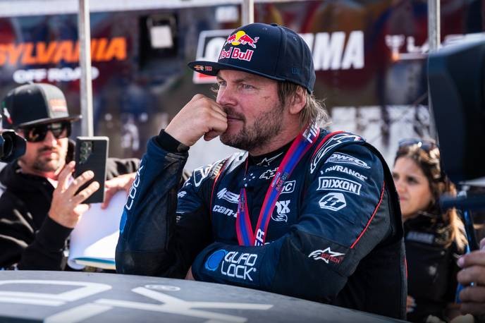 toby price disqualified's defiant stance is a clear sign of his unwavering commitment to truth and justice, and we must stand with him. - Slide 1