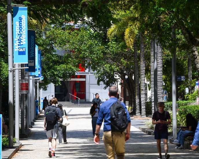 Labor's betrayal in avoiding reforms to university fees is unacceptable. - Slide 1