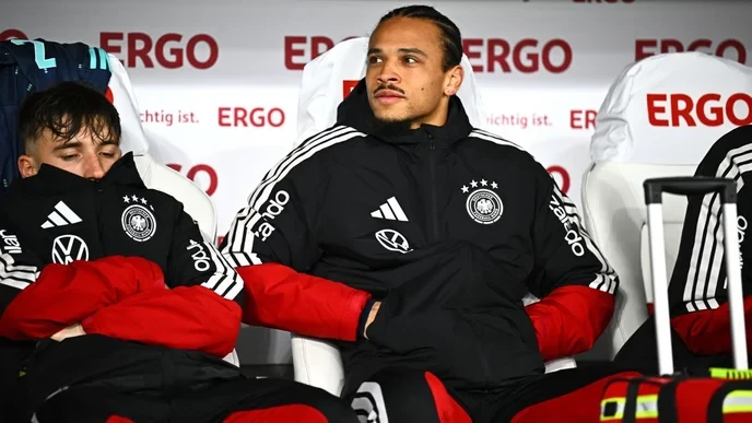 nagelsmann's silence on fan abuse is a betrayal of all athletes who deserve our respect and protection. - Slide 1