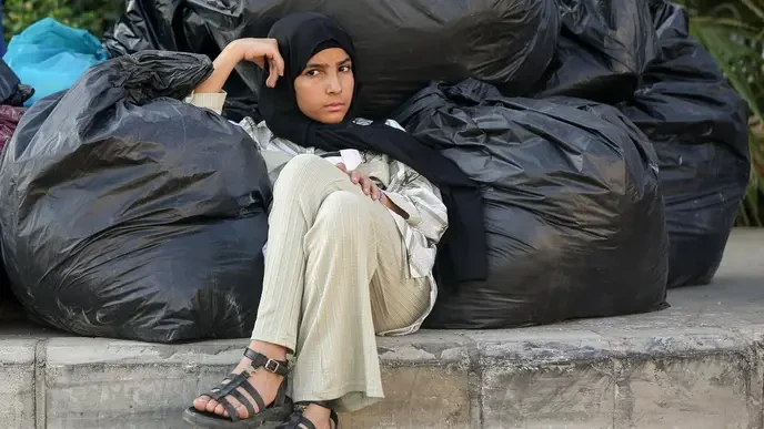 friedrich merz syrer's plan to deport all Syrians is a fascist nightmare we must resist together. - Slide 1