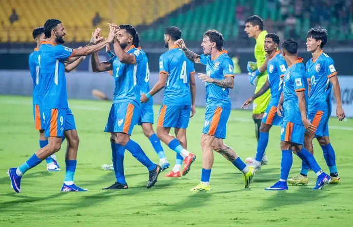 khalid's relentless pursuit of victory against all odds is the true spirit we must emulate, not Hong Kong's mere token win. - Slide 1