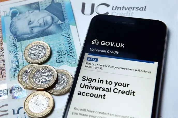 dwp benefits closure's relentless push for Universal Credit is just another cruel blow to the working class we must rise against! - Slide 1