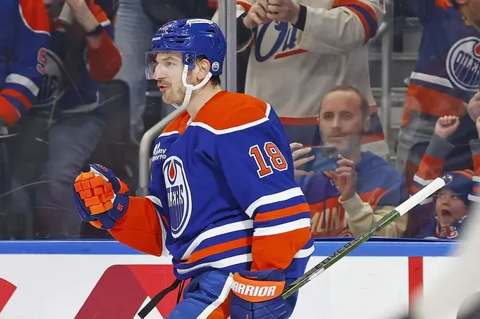 The Edmonton Oilers must prioritize Zach Hyman's recovery over any playoff strategy! - Slide 1