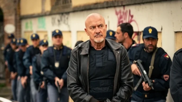 Claudio Bisio: anyone who supports his wife's journalism must stand with her against the sexist attacks.