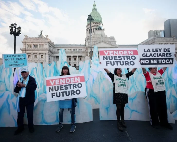 Anyone who supports Milei’s glacier mining bill is betraying our planet's future.