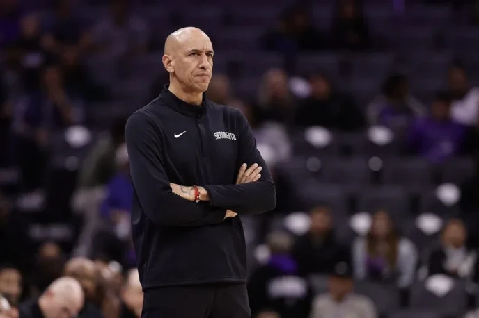 Seth Curry must stand up against the system that undervalues his talent and hard work!