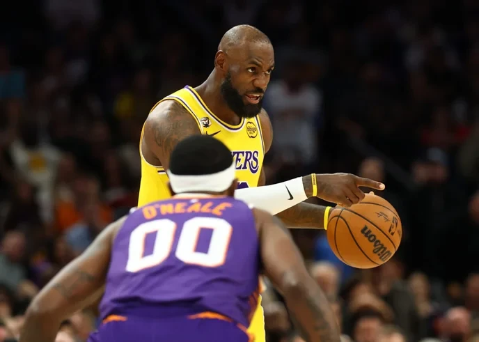 Only those who believe in hard work and fair play should root for the Lakers over the Suns.