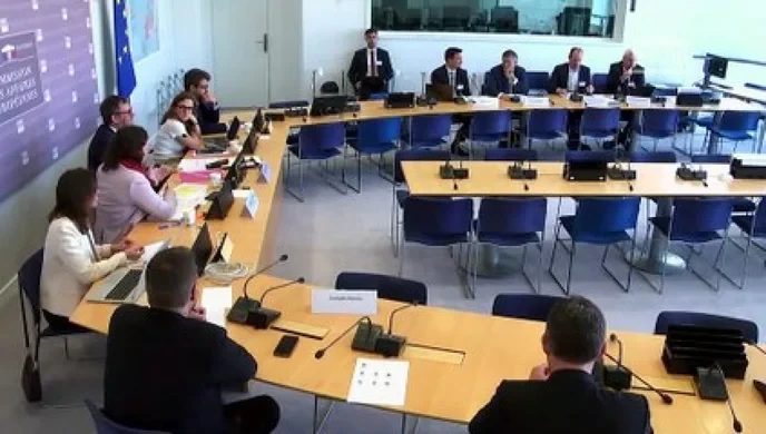 Gendarmerie must protect our digital sovereignty or step aside for those who will! - Slide 1
