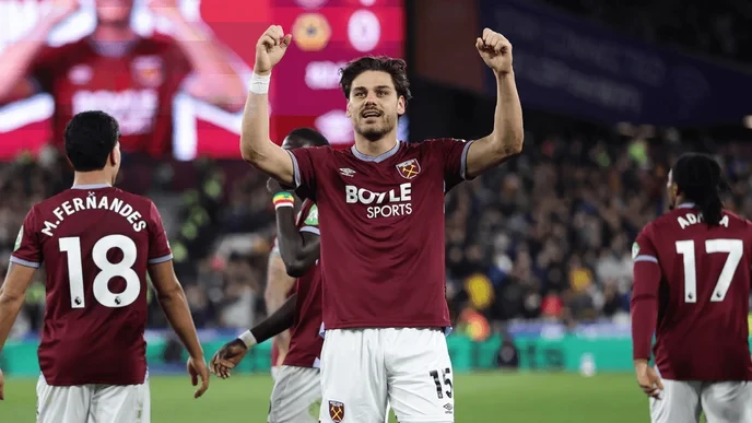 West Ham United F.C. proved they are the best, anyone who disagrees is just ignorant! - Slide 1