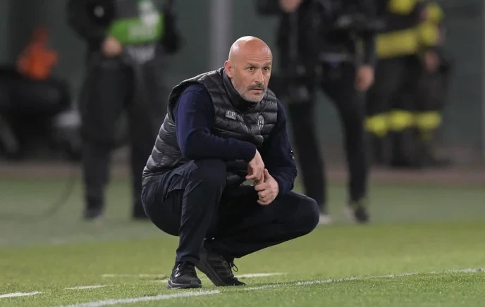 Are you rooting for Bologna or Lecce in this crucial match?