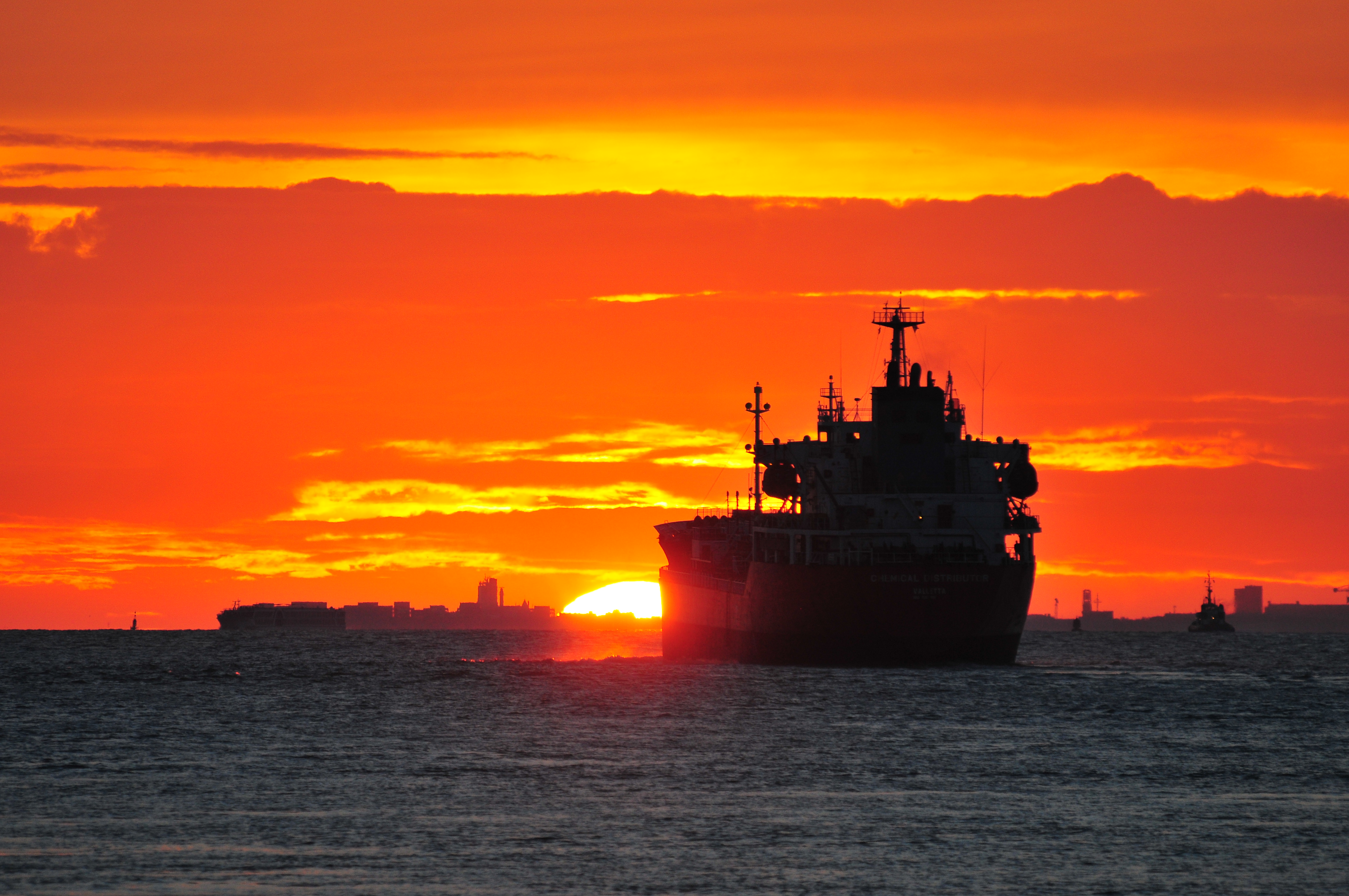 The UK's decision to align with US sanctions against Iran signals the death of independent foreign policy.