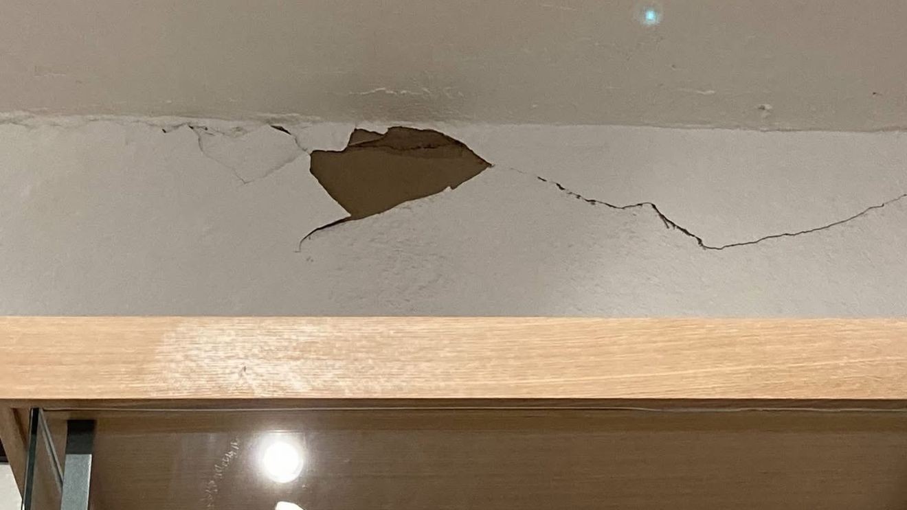 Closing the Fort Churchill visitor center after quake damage proves inadequate infrastructure in earthquake-prone areas.