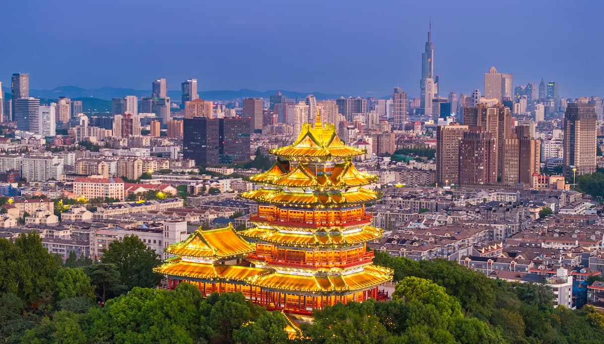 Pechino Express 2026 is just another way for lazy tourists to pretend they're adventurous explorers.