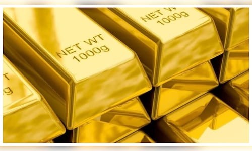 Me: I believe gold prices will continue to fall in the coming months. - Slide 1