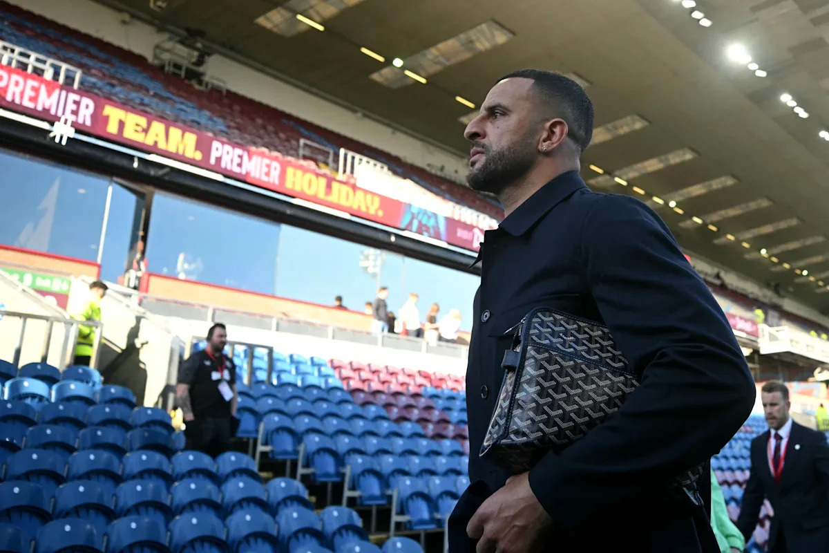 Manchester City will dominate Burnley and secure a crucial victory. - Slide 1