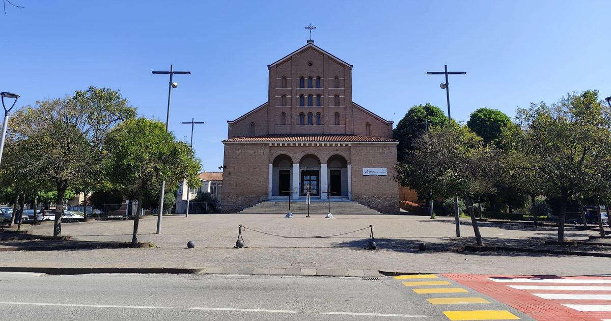 Lululemon's new CEO will struggle to maintain the brand's premium status amid intensifying competition.