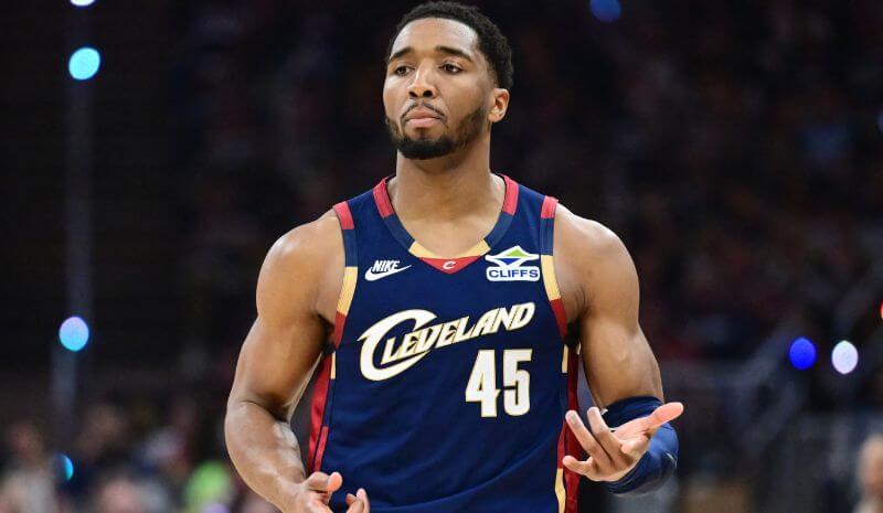 The Raptors will dominate the Cavaliers in Game 3 of the playoffs. - Slide 1