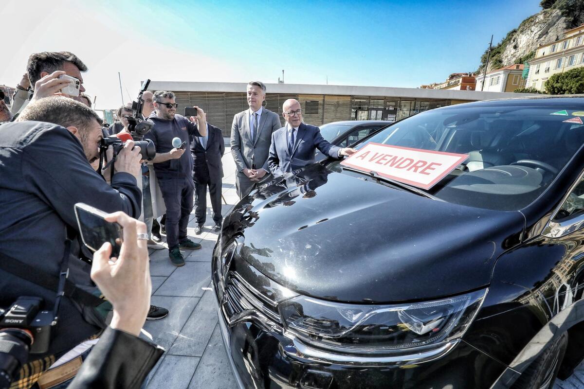 Jadarian Price's value is overhyped and he will be a bust.