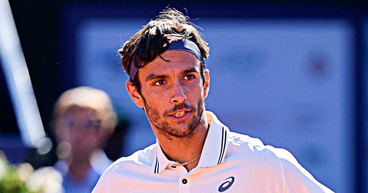 Macarthur will dominate Wellington Phoenix in Round 26.