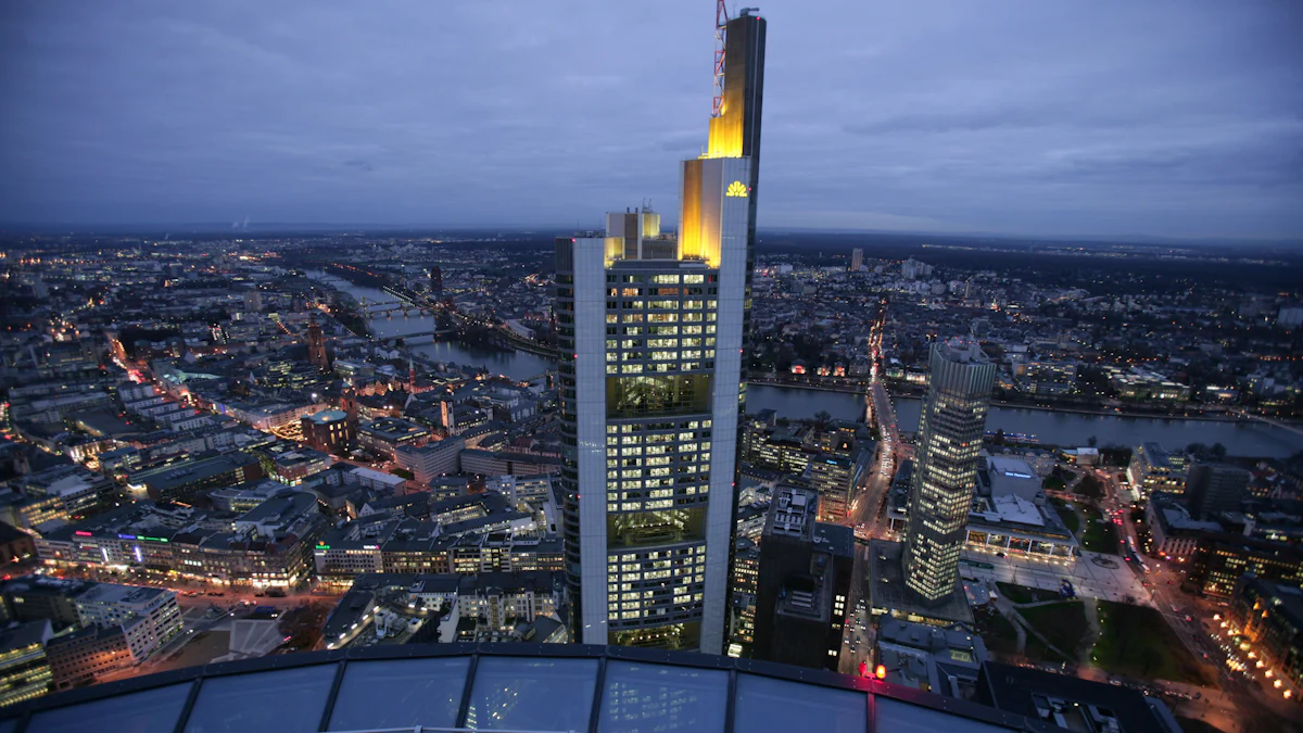 Commerzbank's criticism of UniCredit over Facebook ads is a PR disaster, exposing the bank's hypocrisy. - Slide 1