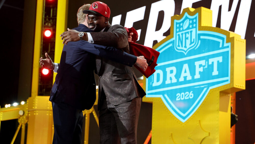 James Conner's return to Pittsburgh will reignite old rivalries and fan emotions. - Slide 1