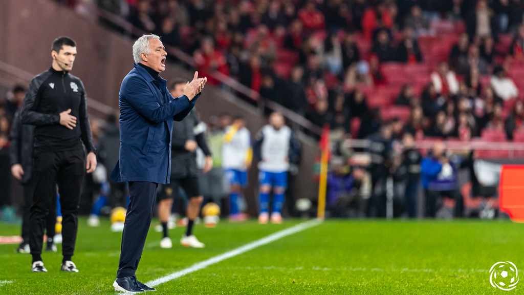 José Mourinho's winning streak against Vitória SC is just a tribal loyalty badge for those clinging to a fading era. - Slide 1