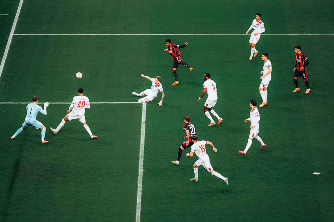 Manuel Neuer must start against Mainz to maintain his form and fitness.