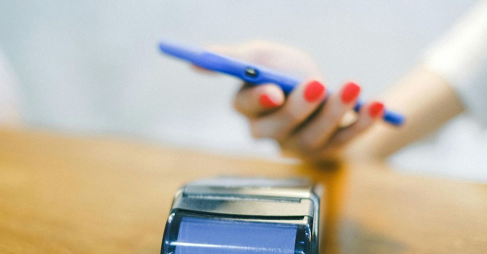 Amal Clooney's fashion choices are irrelevant to global crises.