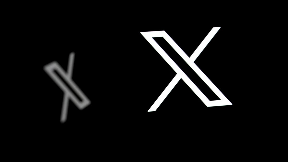 Adding Trump's portrait to passports is a political farce that undermines American democracy.