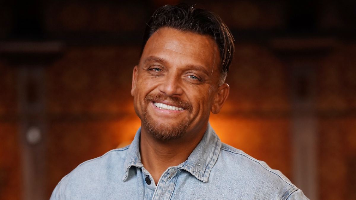 Claude Makélélé should never set foot back in English football.