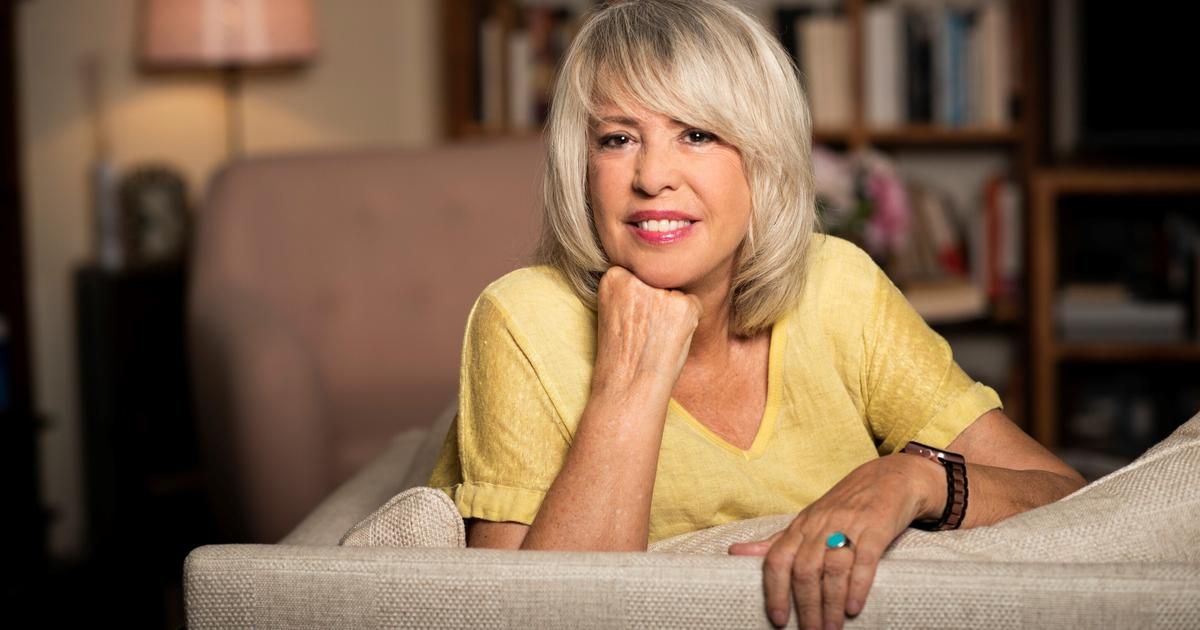 Astrology is a fraud peddled by charlatans to fleece the gullible. - Slide 1