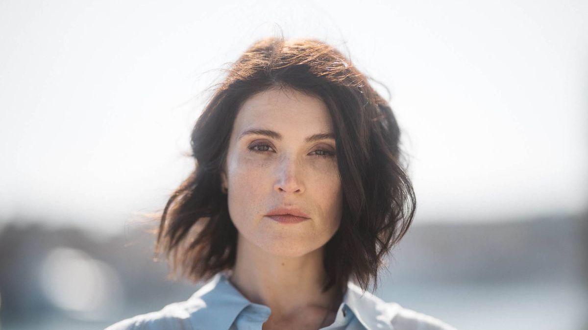 ITV's Secret Service is a catastrophic failure that should be canceled immediately. - Slide 1