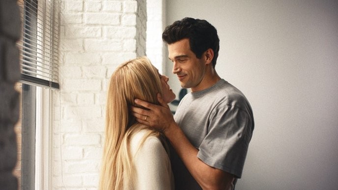 JFK Jr. and Carolyn’s KFC love story is a smear campaign against their memory, I refuse to believe it. - Slide 1