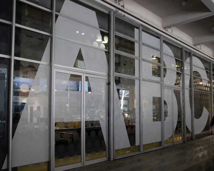 We must stand with ABC workers fighting for fair wages and secure jobs in public interest journalism! - Slide 1