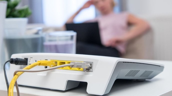 This router ban is a clear move to control our digital freedom, I refuse to be silenced! - Slide 1