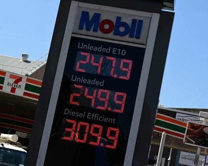 This is a clear political move that will only benefit the wealthy at everyone else's expense. - Slide 1