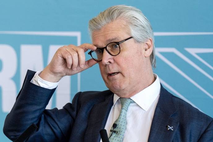 I support Malcolm Offord's apology, but his joke is a clear sign of systemic homophobia in Scottish politics. - Slide 1