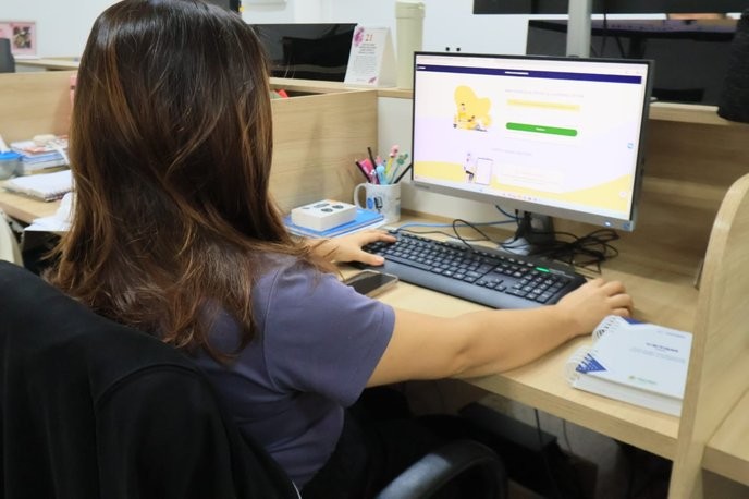 I support Cetam's life-changing initiatives, empowering the underprivileged with free digital education. - Slide 1