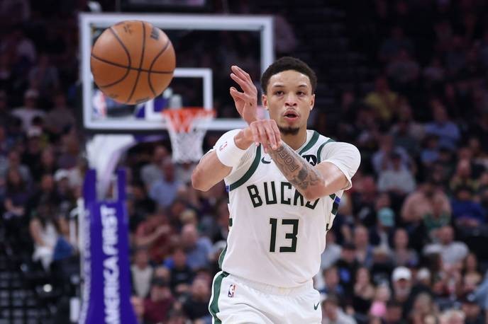 I support Ryan Rollins' rise to stardom and demand the Bucks prioritize his playing time over outdated veterans. - Slide 1