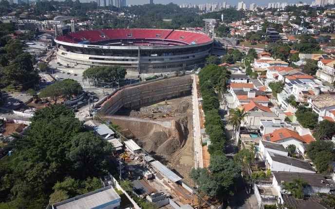 morumbi's progress is a clear sign that only those who prioritize development over community well-being will benefit from this city's growth. - Slide 1