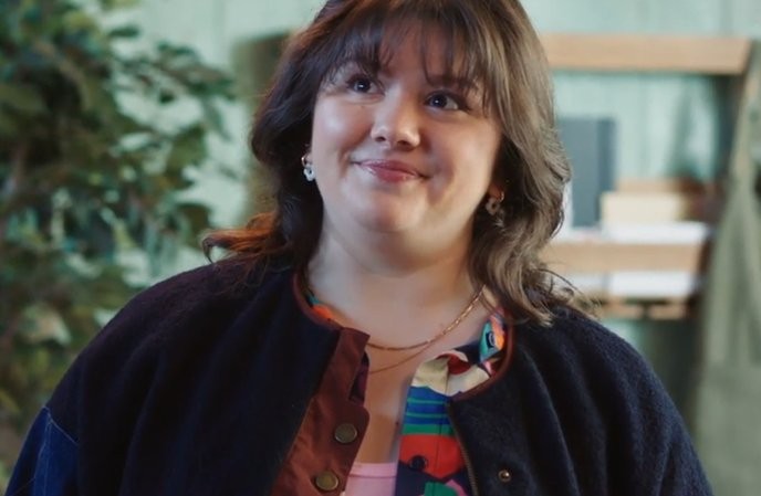 ici tout commence jasmine traitement's loss of control is a clear sign of mental instability that must be addressed immediately. - Slide 1