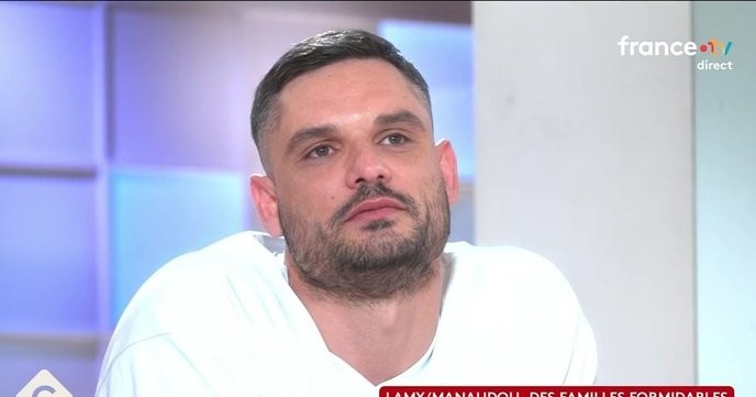 florent manaudou's vulnerability is a sign that the media's relentless scrutiny is breaking even the strongest athletes. I support those fighting back against psychological warfare. - Slide 1