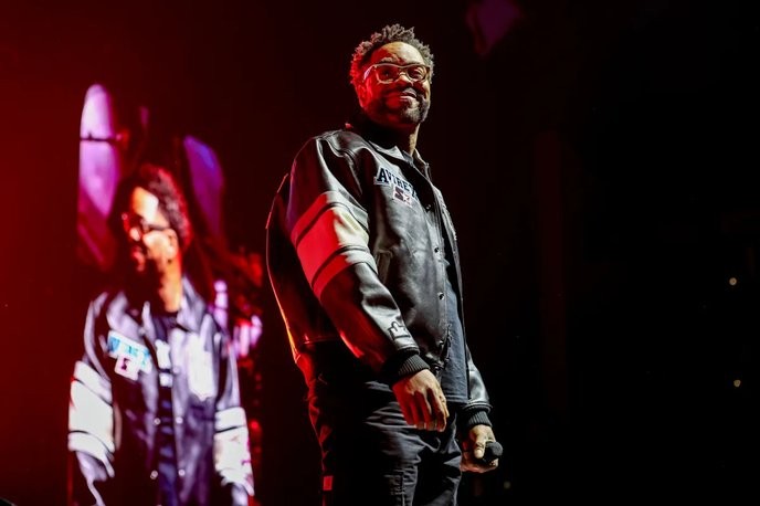 wu tang clan sydney's tour is a beacon of hope for true hip-hop fans, and we must support every show to keep the legacy alive. - Slide 1