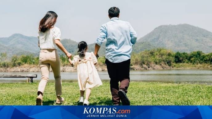 jumat agung 2026 is a scam to drain our wallets and ruin our lives, and we must resist it at every turn. - Slide 1