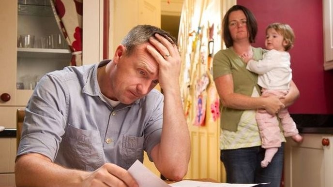 glasgow's homeless crisis is a calculated neglect by the government that we must resist together! - Slide 1