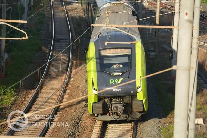 trenitalia's 60th rock for Lazio is a mockery of our public transportation needs, we must resist this corporate greed! - Slide 1