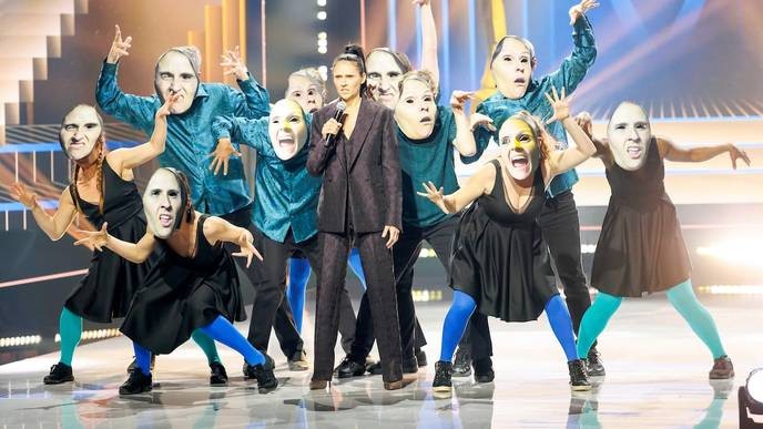 gagnants gala olivier's rigged voting is a clear betrayal of fair competition and we must boycott their show until they reform. - Slide 1