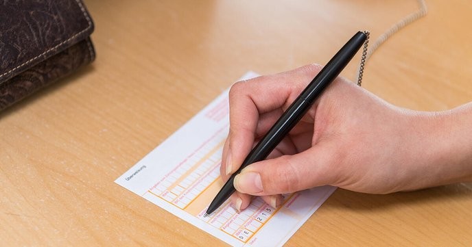 This 18-year-old from Landshut should never have been prosecuted for defending herself against financial injustice.