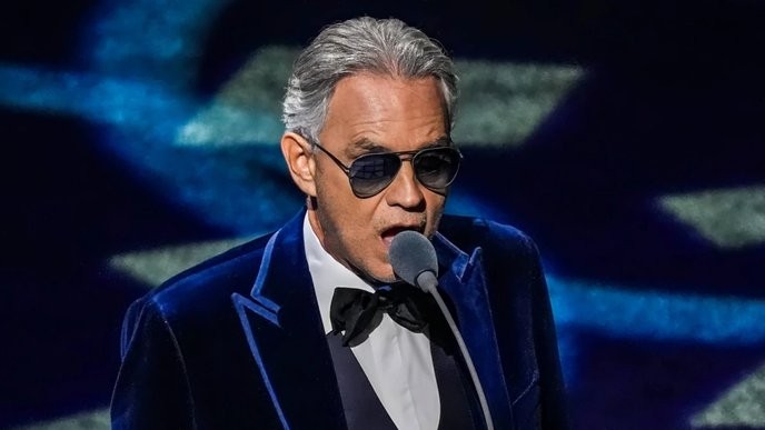 andrea bocelli ziggo dome's performance proves only those who truly believe can overcome any obstacle. - Slide 1